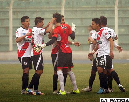 Nacional Potosí venció en la primera fecha a San José (1-0)