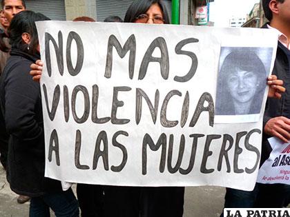 Mujeres piden reducir la violencia contra las mujeres /boliviatv.net