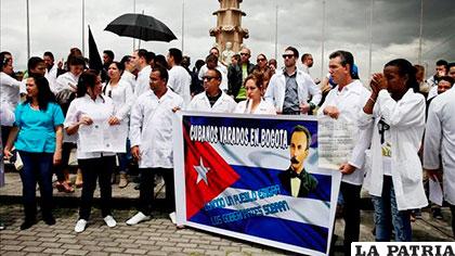 Médicos cubanos en protesta