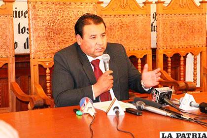 Marco Ortega presidente de la Liga del Fútbol Profesional Boliviano /APG