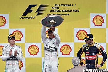 Hamilton (centro) fue el ganador del Gran Premio de Bélgica /AS.COM