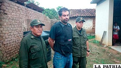 El empresario peruano Martín Belaúnde tras su captura en el municipio de Magdalena, Beni /ABI