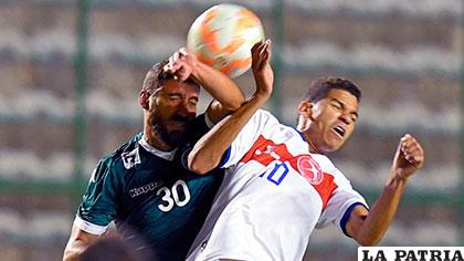 En el partido de ida empataron 0-0, el ganador de esta noche será el clasificado /trome.pe