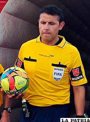 El orureño Gery Vargas dirigirá el partido /APG