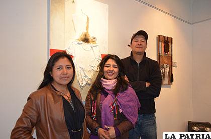 Adda Donato, Verónica Guzmán y Marhect Martiagui en la exposición