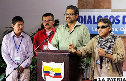 Representantes de las FARC en el proceso de paz en Colombia /radionacional.co