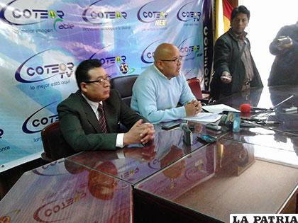 El presidente del Consejo de Administración de Coteor, Marcelo Cortez, (der) ratificó que habrá elecciones este año