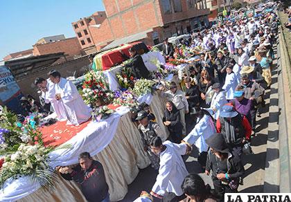 El pueblo alteño le dio el último adiós al padre Sebastián Obermaier /ERBOL.COM.BO