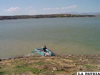 En la represa de San Jacinto se puede pasear en botes /panoramio.com
