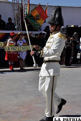 Guaripolero de la U. E. Dios es Amor