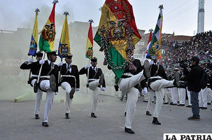 Fervoroso homenaje del Colegio 