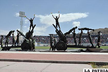 El Regimiento Camacho fue uno de los más aplaudidos