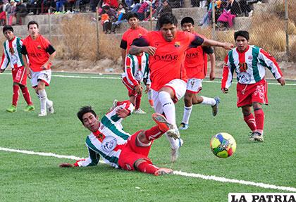 8 de Septiembre fue superior a Litoral, venció 2-1