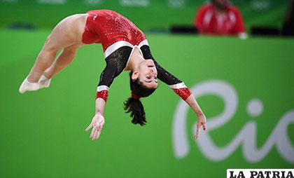 La española Ana Pérez compitiendo en gimnasia artística /AS.COM