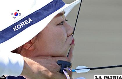 Chang Hye-Jin, de Corea del Sur, en la disciplina de tiro con arco /AS.COM