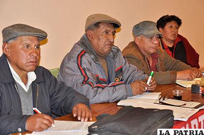 Dirigencia del sector jubilado apuesta por el diálogo para tratar el problema de las rentas bajas