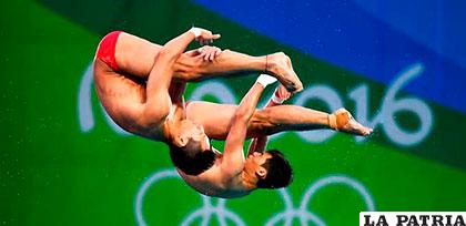 Los chinos Aisen Chen y Yue Lin