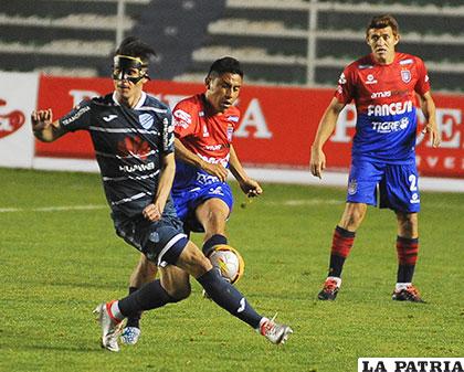 Universitario fue dominador del cotejo, pero solo en el primer tiempo /APG