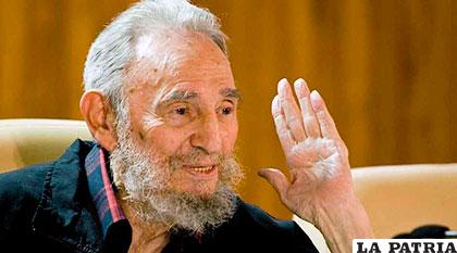 Fidel Castro cumple 90 años en una Cuba distinta a la que gobernó