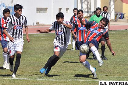 8 de Septiembre y Oruro Royal empataron 0-0