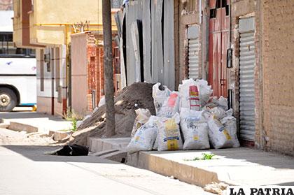 Regulación Urbana hará el retiro de escombros en el distrito 3