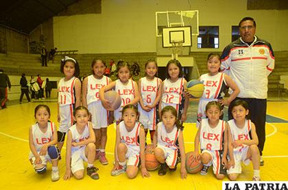 Integrantes del equipo de Deportivo Lex