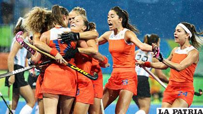 El equipo de hockey de Argentina cayó ante las holandesas / infobae.com