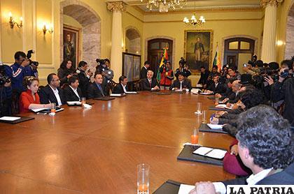 Alcaldes hablaran del pacto fiscal en Oruro /Mirabolivia.com/Archivo