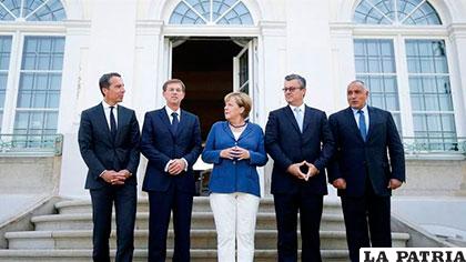 Ángela Merkel (centro), canciller alemana