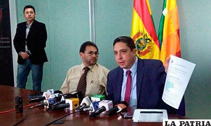El ministro de Justicia, Héctor Arce, informa de lo acontecido /ANF