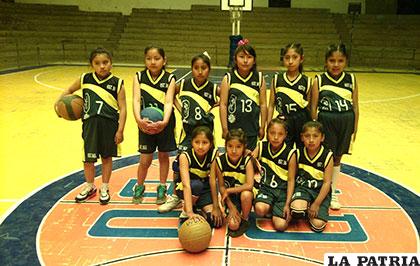 Las integrantes del equipo de Jupsi que lograron ganar a Luchito