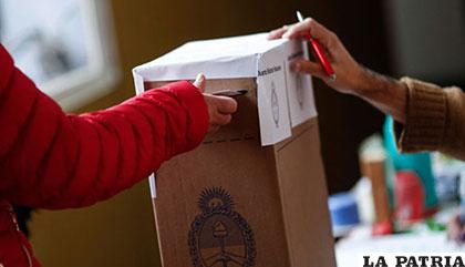 Argentina votó con normalidad en primarias para las legislativas