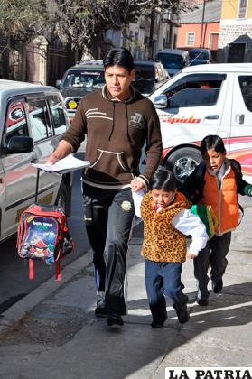 Desde ayer se retomó el horario normal para el ingreso a clases en Oruro