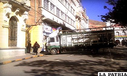 Camiones bloquearon el centro de la ciudad por varias horas