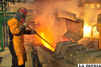 Metalurgistas son los más afectados con incremento de tarifa de gas /Archivo