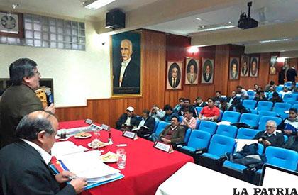 CEUB exige más presupuesto económico para las universidades /correodelsur.com