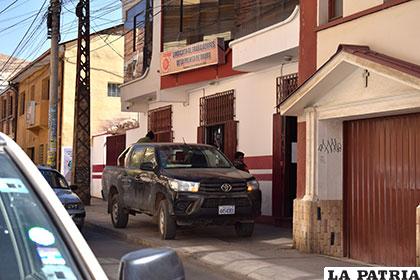 Algunos motorizados incluso se suben a las aceras perjudicando a los peatones