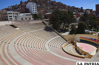 Teatro al Aire Libre no muestra mejoras