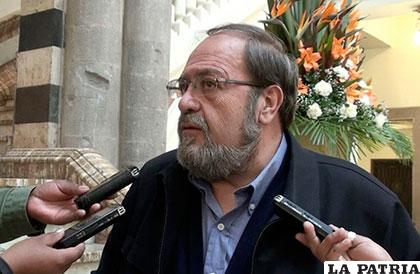 Roberto Aguilar, Ministro de Educación /Unicom