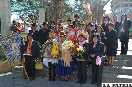Estilistas de Oruro celebraron su día