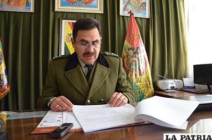 El director de la Felcc, coronel Fernando Pérez, informó acerca de lo sucedido en Untavi