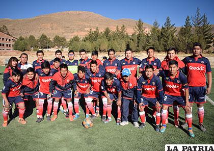 El equipo de Universidad que ganó a Deportivo Rosario