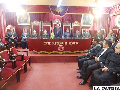 Acto de homenaje a los CXCIII años de la Independencia de Bolivia 