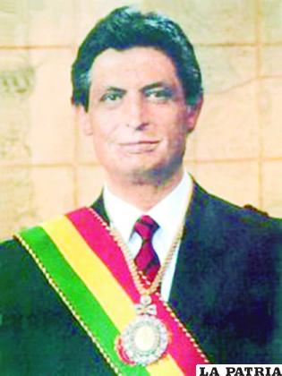 JAIME PAZ ZAMORA
6-08-1989 al 6-08-1993