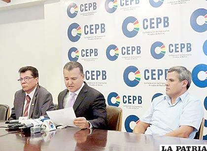 Representantes de los empresarios están preocupados por el segundo aguinaldo /Radio Luis de Fuentes