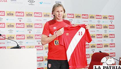 Ricardo Gareca, seguirá al frente de la selección de Perú /EL DIARIO