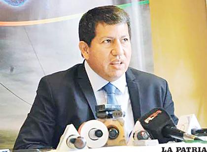 Luis Alberto Sánchez, ministro de Hidrocarburos  /elpaisonline.com
