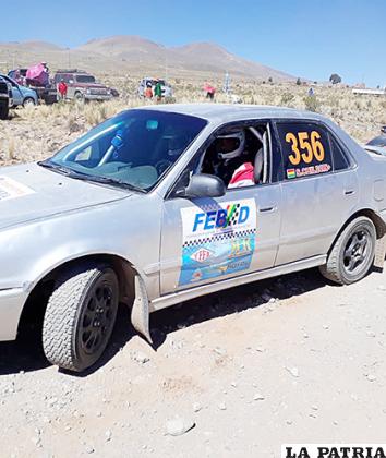 El bólido le jugó una mala pasada al piloto orureño /FEBAD
