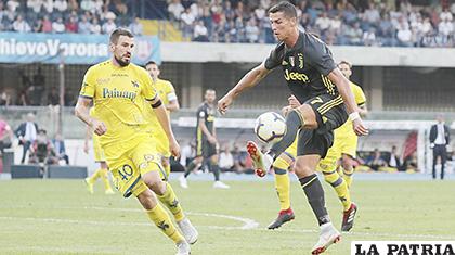 Cristiano Ronaldo debutó oficialmente con la casaca del Juventus /zonacero.com
