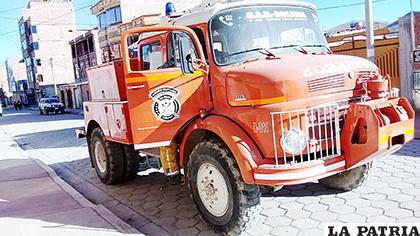 El vehículo apagafuegos del SAR Bolivia de Oruro /SAR Bolivia